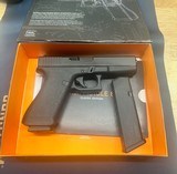 GLOCK Glock P80 Classic Pistole 80 9MM LUGER (9X19 PARA) - 1 of 1