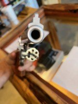 SMITH & WESSON 66-4 .357 MAG - 2 of 3