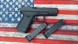 GLOCK 19 G19 gen3 9MM LUGER (9X19 PARA) - 1 of 3