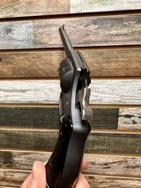 H&R 622 .22 CAL - 2 of 3