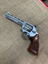 TAURUS 689 .357 MAG - 1 of 3