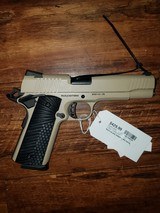 ROCK ISLAND ARMORY M1911 A1 - FS .45 ACP - 1 of 2