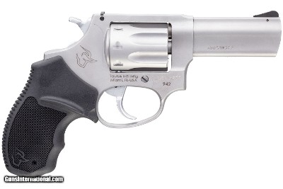 TAURUS 942 .22 LR