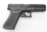 GLOCK 17 g17 gen 5 9MM LUGER (9X19 PARA) - 1 of 3