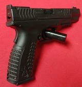 SPRINGFIELD ARMORY XDM 40 .40 S&W - 2 of 3