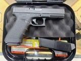 GLOCK G17 GEN 3 9MM LUGER (9X19 PARA) - 2 of 2