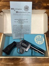 H&R 929 .22 LR - 2 of 3