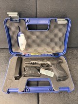 SMITH & WESSON M&P PRO .40 S&W - 1 of 3