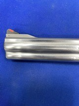 SMITH & WESSON 629 CLASSIC .44 MAGNUM - 2 of 3