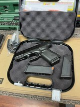 GLOCK 19 G5 9MM LUGER (9X19 PARA) - 1 of 3