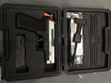 SIG SAUER P229 SAS .40 S&W - 1 of 2