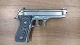 BERETTA 92 FS Grey 9MM LUGER (9X19 PARA) - 2 of 2
