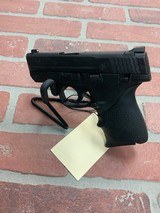 SMITH & WESSON M&P 9 Shield 9mm 9MM LUGER (9X19 PARA) - 1 of 3