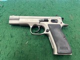 EAA WITNESS .40 S&W - 2 of 3