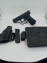 GLOCK 22 .40 S&W - 1 of 2