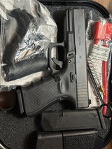 GLOCK .40 G23 GEN 4 .40 S&W - 2 of 3