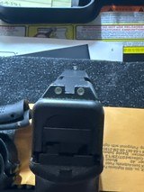 GLOCK 22 G22 GEN 4 .40 (Night Sights) POLICE TRADE IN .40 S&W - 3 of 3