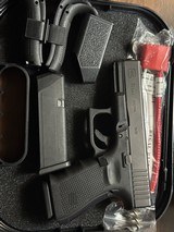 GLOCK 19 G19 Gen 4 (Police Trade In) 9MM LUGER (9X19 PARA) - 1 of 3