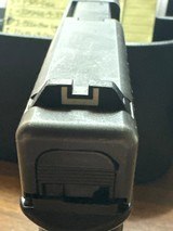GLOCK 19 G19 Gen 2 9MM LUGER (9X19 PARA) - 3 of 3