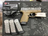 SMITH & WESSON M&P 40 SHIELD .40 S&W - 1 of 2