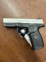 SMITH & WESSON SW40 VE .40 S&W - 1 of 3