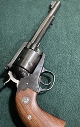 RUGER "NEW MODEL" BLACKHAWK BISLEY .357 MAG - 2 of 3