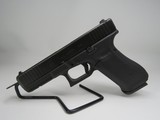 GLOCK 17 GEN 5 9MM LUGER (9X19 PARA) - 1 of 3