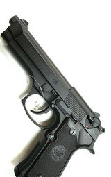 BERETTA 92FS - M9A1 9MM LUGER (9X19 PARA) - 1 of 2