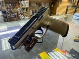 SMITH & WESSON SD9 9MM LUGER (9X19 PARA) - 1 of 3