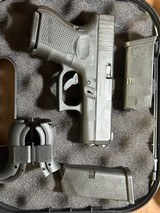 GLOCK 27 GEN 4 (LE TRADE IN) .40 S&W - 1 of 3