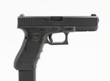 GLOCK G22 GEN4 .40 S&W - 2 of 3