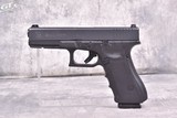 Glock G22Gen 4 .40 S&W - 3 of 3