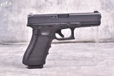 Glock G22Gen 4 .40 S&W - 3 of 3