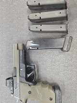 SIG SAUER P226 NITRON HGA .40 S&W - 3 of 3