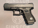 GLOCK 23 gen3 .40 S&W - 1 of 3