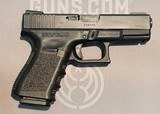 GLOCK 23 gen3 .40 S&W - 2 of 3