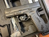 SPRINGFIELD ARMORY Full-Size XDM 40 3.8 XDM-40 .40 S&W - 3 of 3