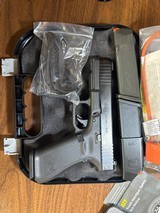 GLOCK G17 GEN 5 POLICE TRADE IN 9MM LUGER (9X19 PARA) - 2 of 3