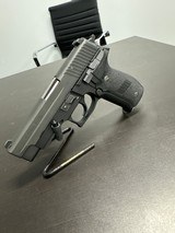 SIG SAUER P226 9MM LUGER (9X19 PARA) - 2 of 3