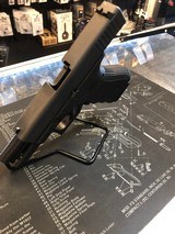 GLOCK G19 GEN 3 (US) 9MM LUGER (9X19 PARA) - 1 of 3