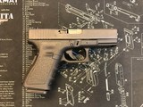 GLOCK G19 GEN 3 (US) 9MM LUGER (9X19 PARA) - 2 of 3