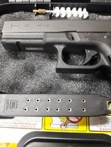 GLOCK 22 .40 S&W