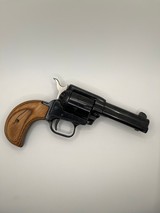 HERITAGE MFG. ROUGH RIDER .22 CAL - 1 of 3