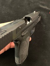 SMITH & WESSON M&P9 EZ Shield 9MM LUGER (9X19 PARA) - 2 of 3