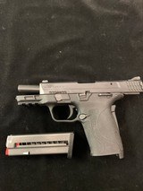 SMITH & WESSON M&P9 EZ Shield 9MM LUGER (9X19 PARA) - 1 of 3