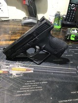 SMITH & WESSON M&P 40C .40 S&W - 2 of 2