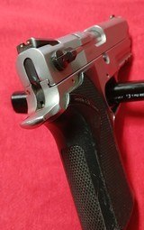 SMITH & WESSON 4006 TSW .40 S&W - 2 of 3