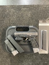 GLOCK 23 GEN 3 CUSTOM .40 CALIBER