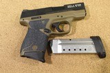 SMITH & WESSON M&P 40 SHIELD .40 S&W - 1 of 3