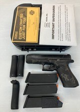 GLOCK G17 GEN 5 APOLLO CUSTOM 9MM LUGER (9X19 PARA) - 1 of 3